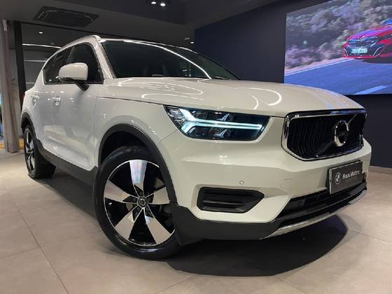 VOLVO XC40 2.0 T5 GASOLINA MOMENTUM AWD GEARTRONIC VOLVO XC40 2.0 T5 GASOLINA MOMENTUM AWD GEARTRONIC